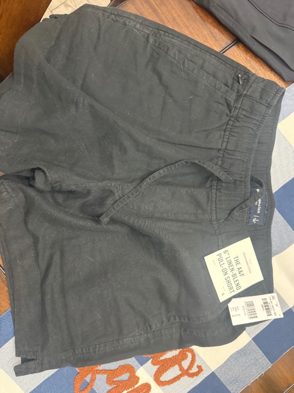 NWT LINEN blend Shoets